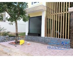 Thác nước trên kính